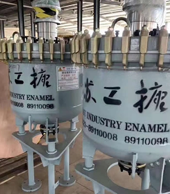 Glass lined flat cover reactor