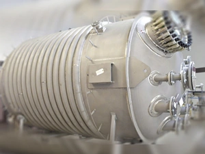 Half-Pipe Jacketed Reactor (Titanium)